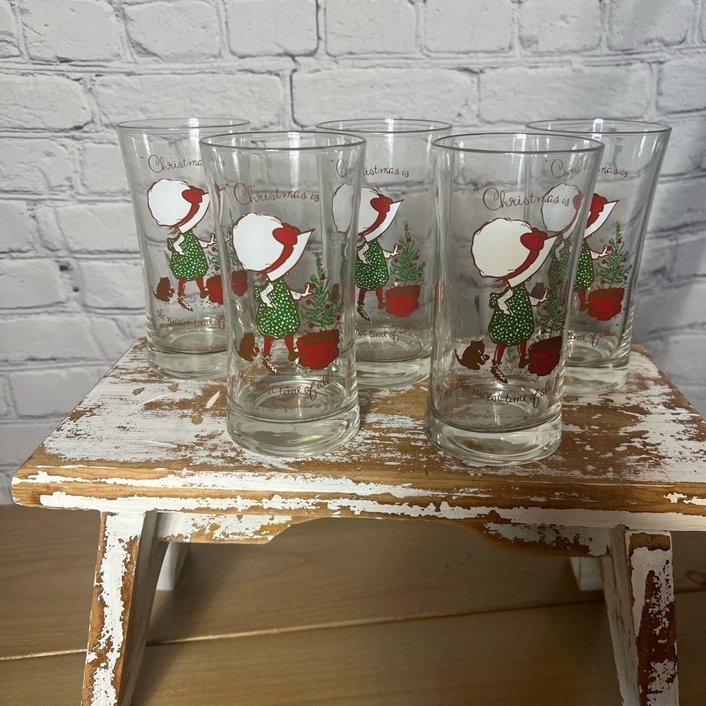 VTG A.G.C. Coca-Cola Holly Hobbie Christmas Set Of 5 Tall Glasses